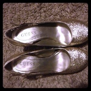 Guess size 6 sparkle heels beautiful