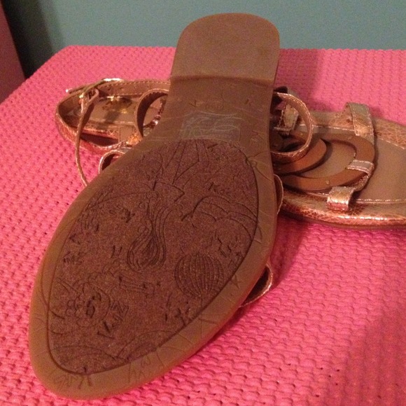 Sandals - Picture 3 of 4