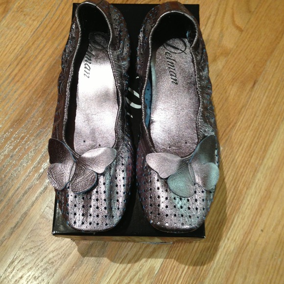Delman "Derby" Ballet Flat NWT