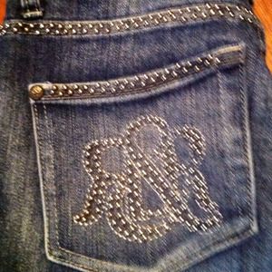 Rock & Republic stretch straight legs
