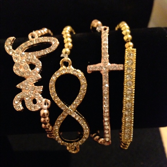 Arm candy