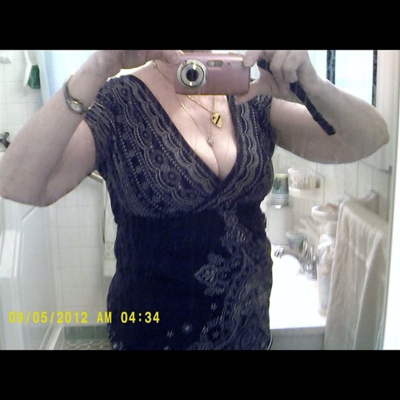 Black stretch lace blouse - Picture 2 of 4