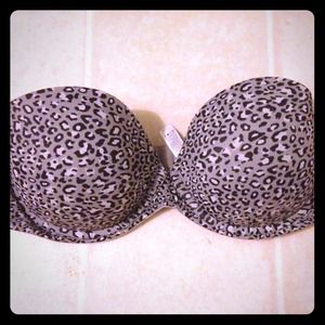 --REDUCED-- Animal print bra
