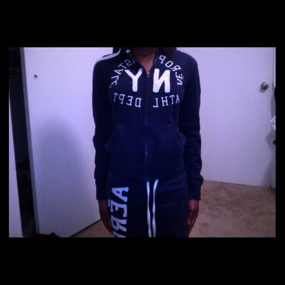 Aéropostale jogging suit