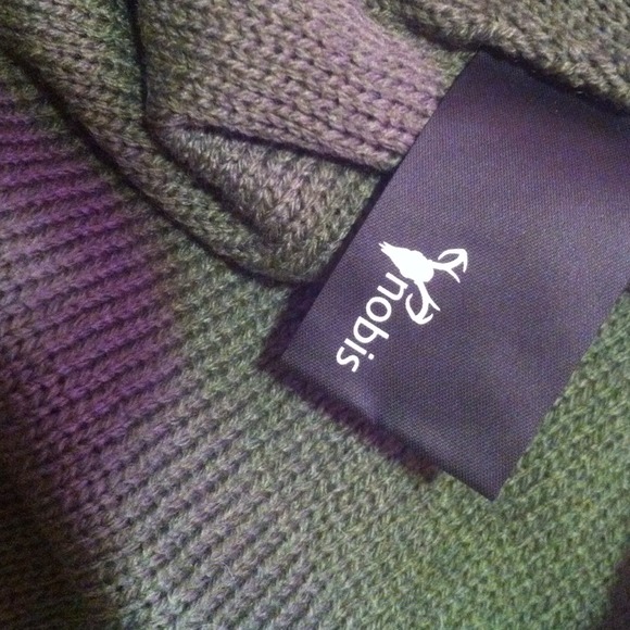 Hat - Picture 3 of 4