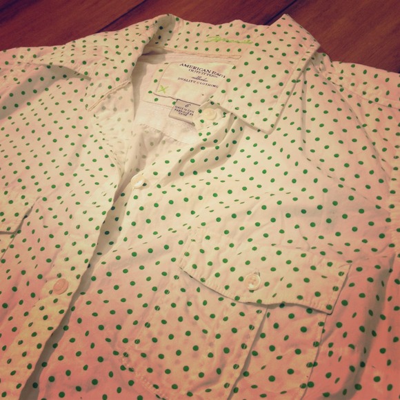 SOLD!! AE polka dot button up