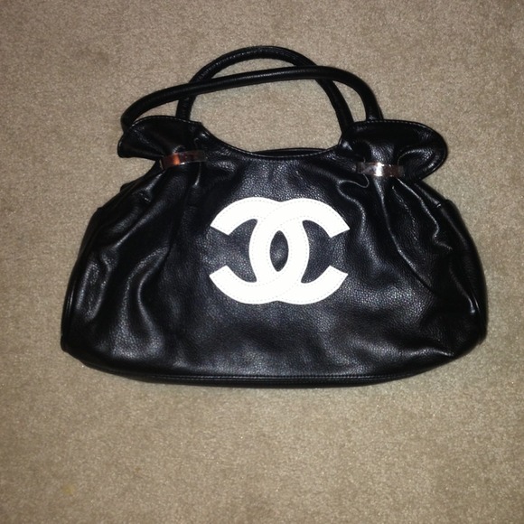 Chanel purse