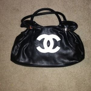 Chanel purse