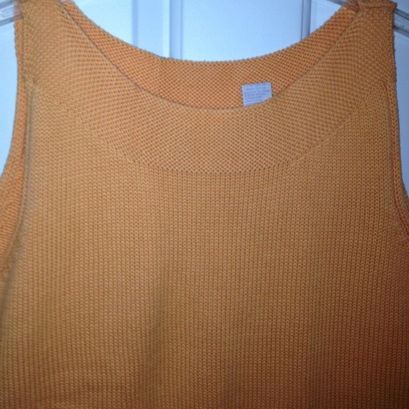 Cute Tangerine Knit Top - Worn Once - Size Small