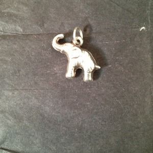 ⛔Sold⛔Elephant pendent.
