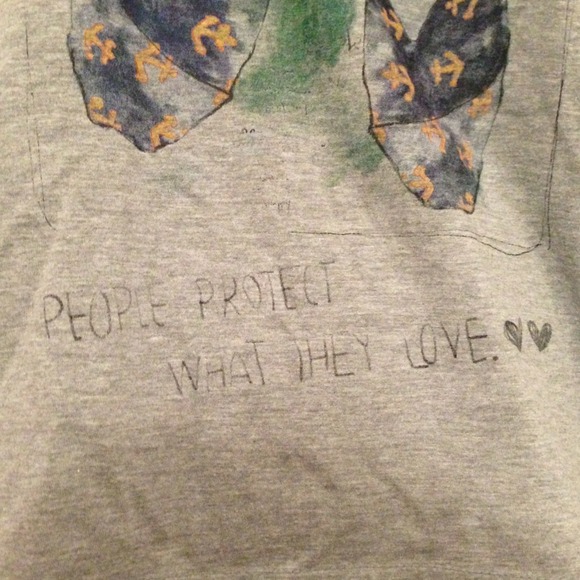 Grey tee - Picture 3 of 4