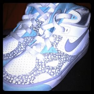 Kids Gently Worn Nike Shoes