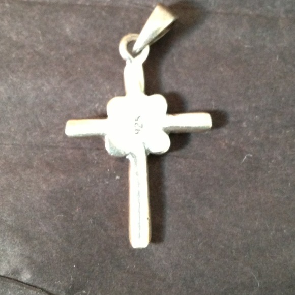 ⛔Sold⛔Sterling sliver cross missing one stone - Picture 2 of 3