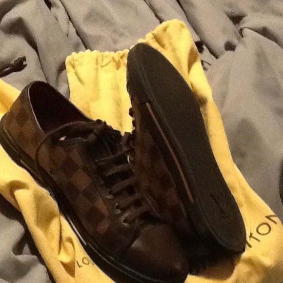 100% authentic. Louis Vuitton sneakers - Picture 2 of 4