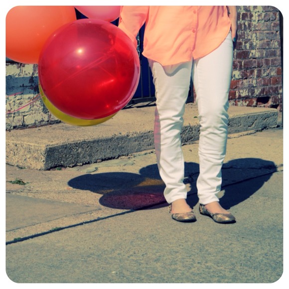 White skinny jeans