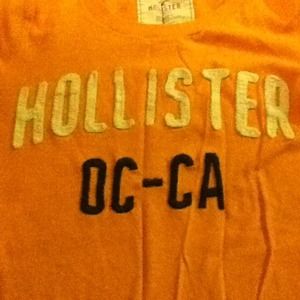 Hollister tshirt