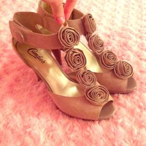Cute T-Strap heels!
