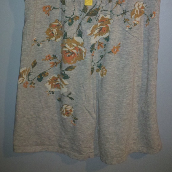 🎉Rose Tank Top - Picture 2 of 2
