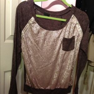 BUCKLE long sleeved metallic top