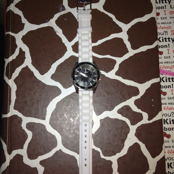 ⛔RESERVED⛔ for @ashley_1223 White fossil watch