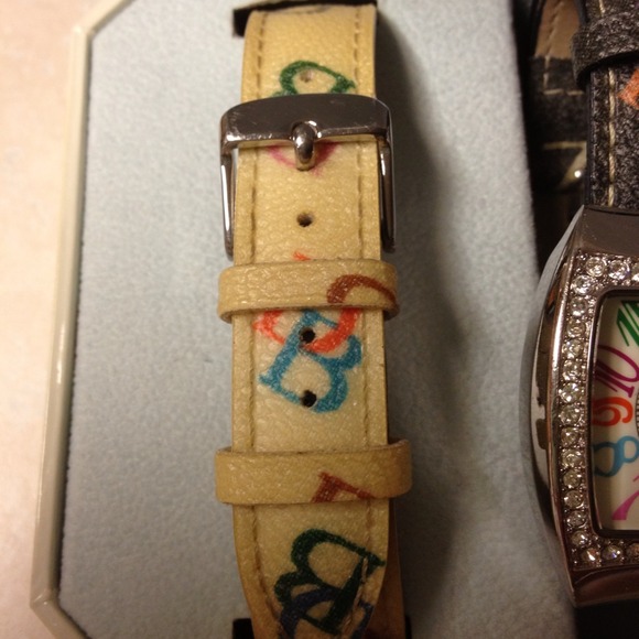 REDUCED!! Authentic Dooney and Bourke Watch - Picture 2 of 4