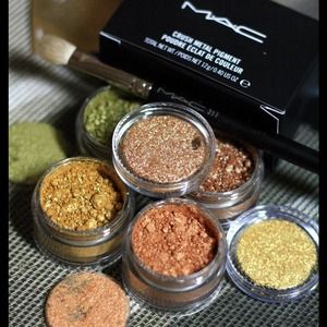 LE MAC Crushed Metal Pigment "Stacked 2" -BNIB