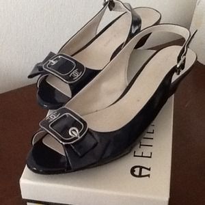 Etienne Aigner 8.5 Inky Navy Pa