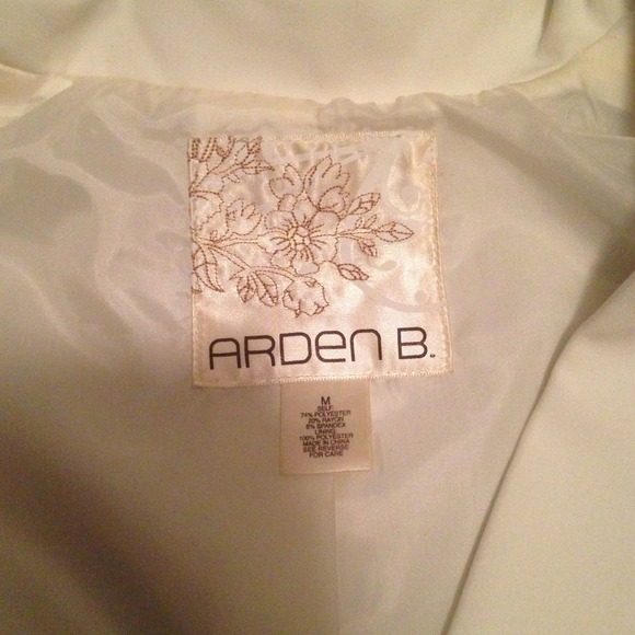 Barely worn white blazer