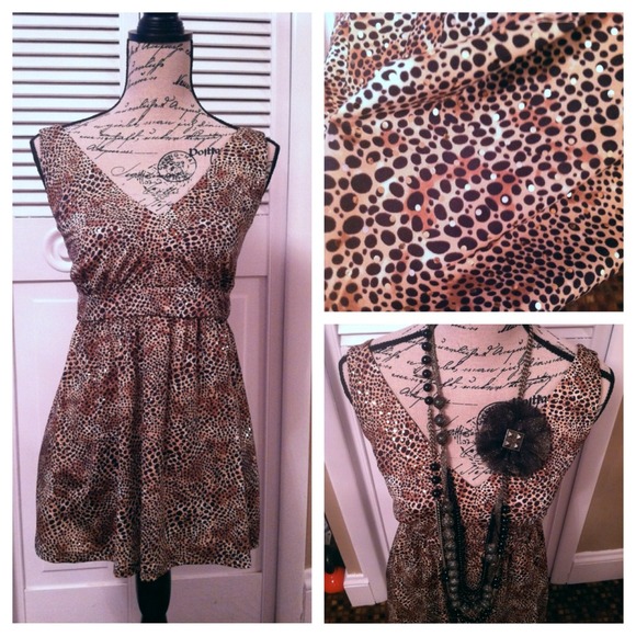 ✨NWOT✨INC Leopard Print Blouse✨Sm