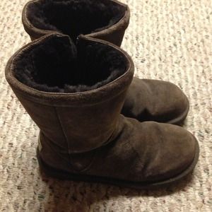 🚫SOLD🚫UGG boots in sz 7