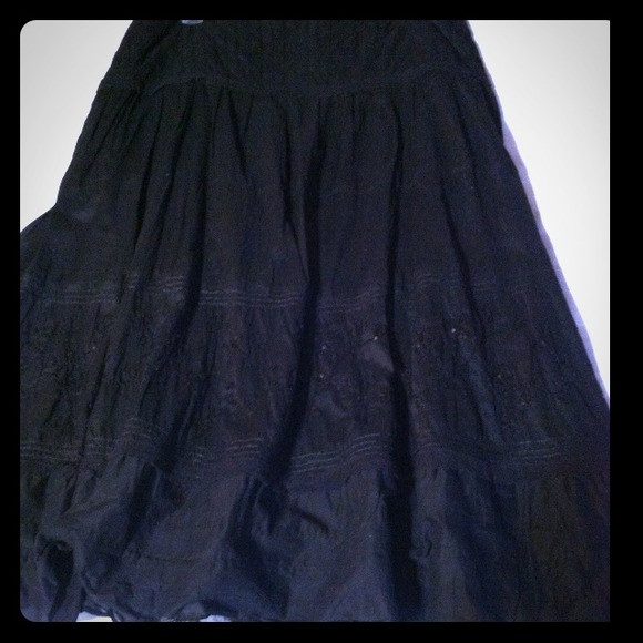BLING! Classy black sparkly skirt