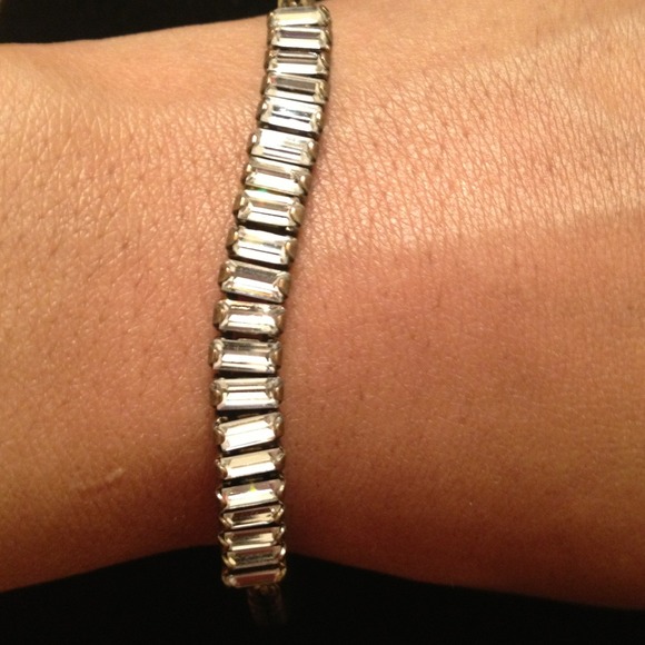 Gorgeous & Very sparkly!!