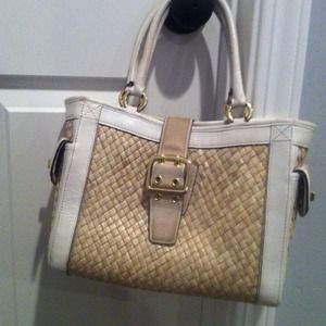 Coach bag wicker with white leather & suede