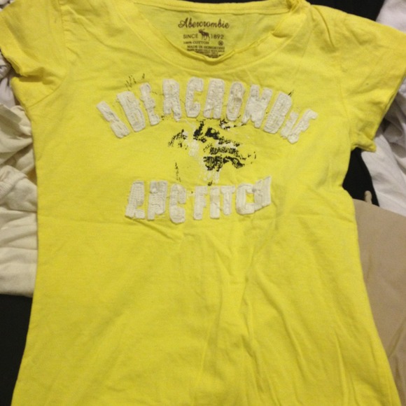 Abercrombie sold! new with no tags size s or xs