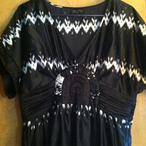 ⭕REDUCED⭕Max and Cleo kimono style silky dress