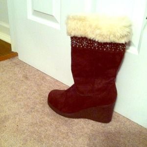 American Eagle boots