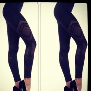 💄REDUCED💄Marquee Leggings