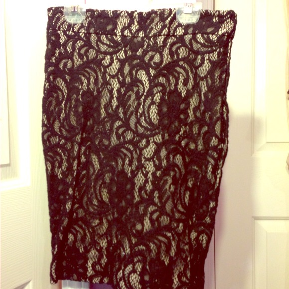 INC Black lace and cream skirt