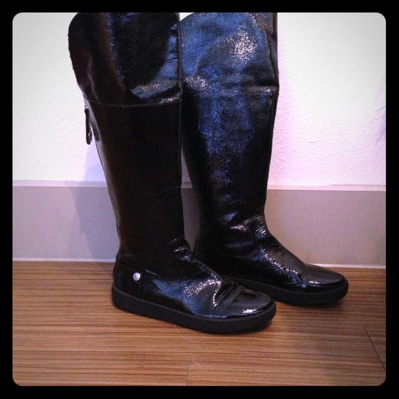 Michael Kors Boots - Michael Kors Patent Foldover Leather Boots