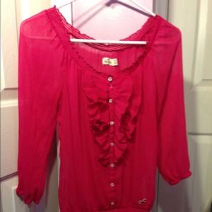 HOLLISTER magenta ruffled long sleeved blouse