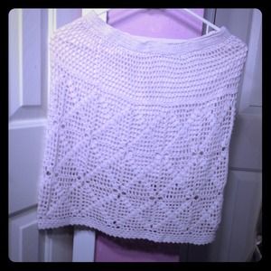 URBAN OUTFITTERS crochet skirt