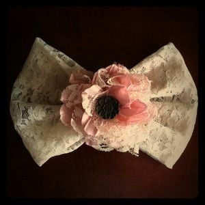 Lace Hairbow
