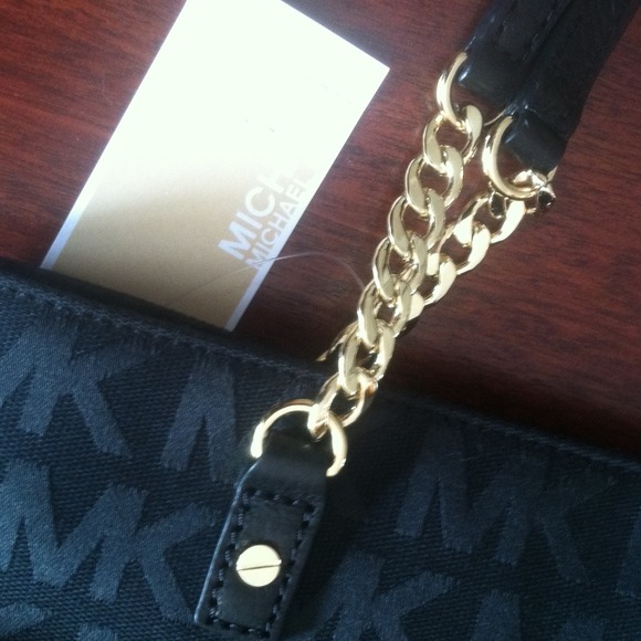 ❤️SOLD❤️Beautiful NWT Michael Kors Jet Et Chain - Picture 3 of 4