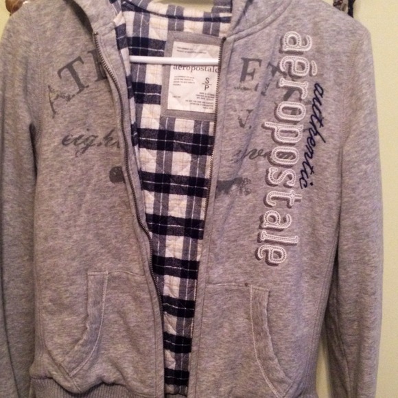 Aeropostale Small