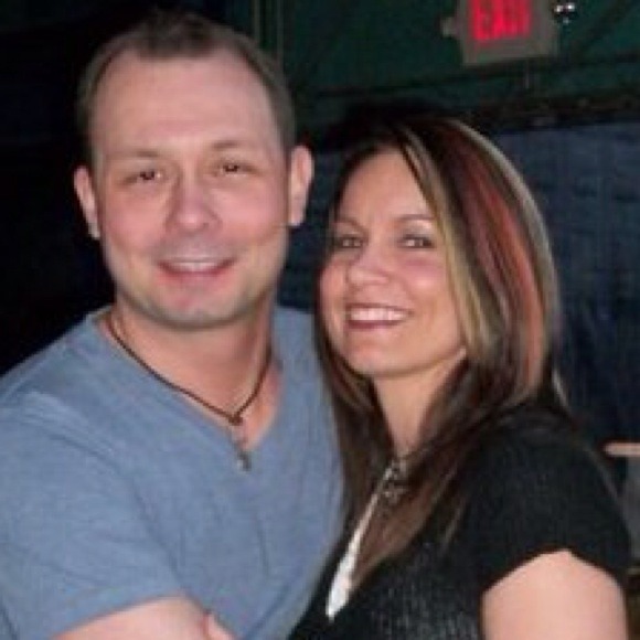 Meet your Buyer/Seller - Picture 2 of 4