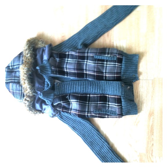 Zip up long sleeve vest
