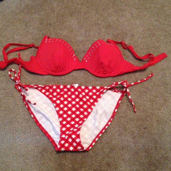swim suit