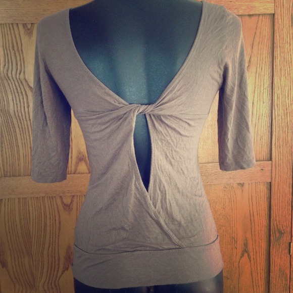 Express Top - Picture 1 of 3