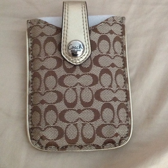 Authentic COACH iPhone 4/4S case!