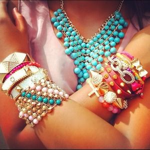 Glamorous 13 bracelet Set